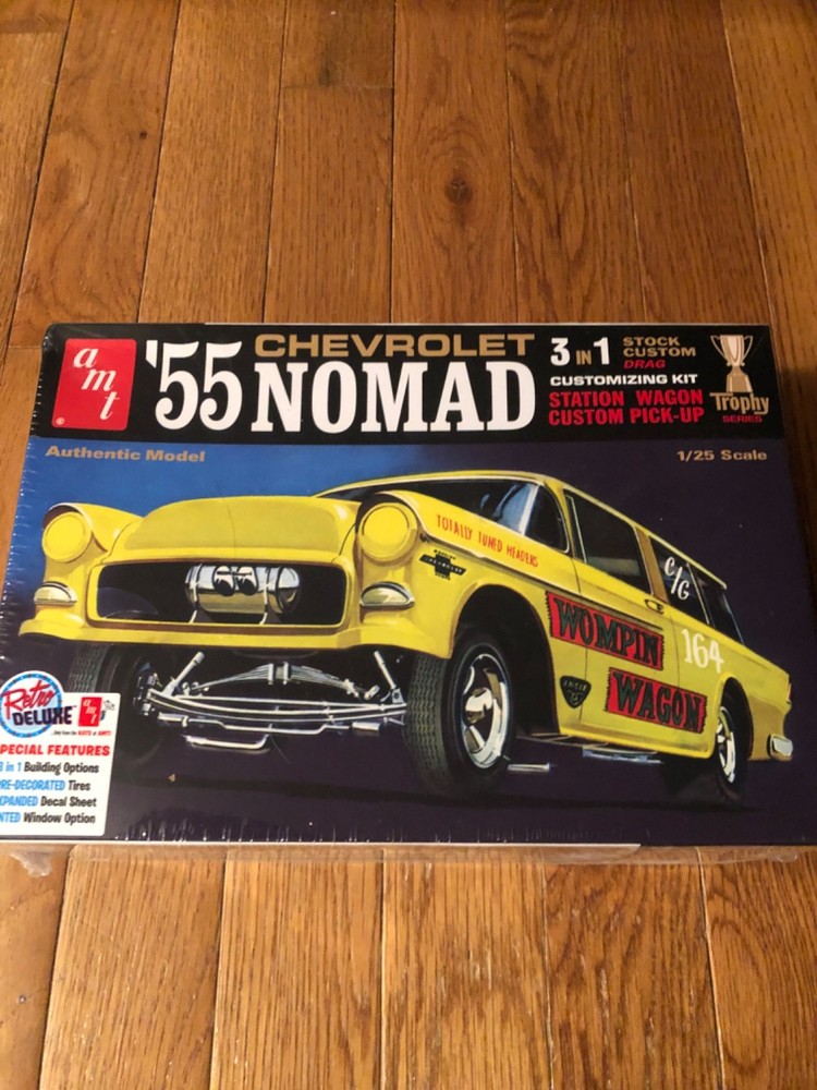 AMT 1/24 55 Chevrolet Nomad Wompin Wagon 3 In 1 Custom Stock Drag Trophy Series