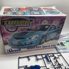 Revell 1:25 scale: Acura RSX Type-S 3’n1 (READ)