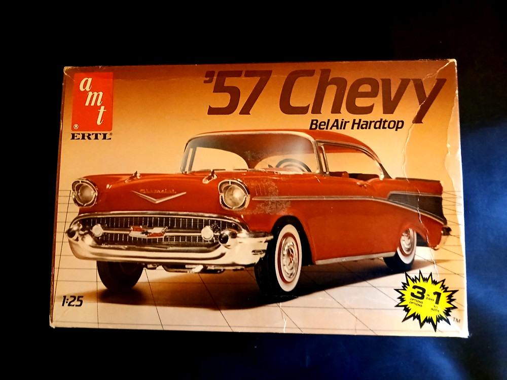 Model Kit 1957 Chevrolet Bel Air Hardtop 3n1 Kit AMT 1:25 Vintage Kit