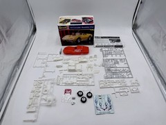 Revell ’68 Corvette Roadster 2’n1 1:25 Scale Model Kit 85-2544 REPLACEMENT PARTS