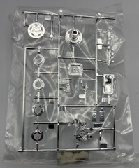 Revell, ’99 Silverado CK Chevy Pickup, Truck, 1/25 Scale, Model Kit, 85-7646.