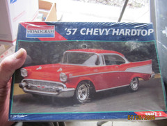 Monogram 1957 Chevy Chevrolet Hardtop Kit 1:24 #85-2225 factory sealed
