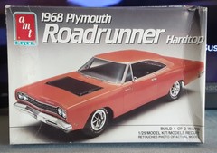 AMT/Ertl: 1968 Plymouth Roadrunner …………………… NIB