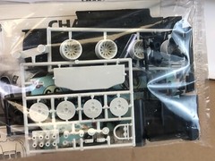 OPEN BOX ARII Japan 1:24 Model Kit #3 CHAPARRAL 2C 1965 NASSAU TROPHY ENTRY TYPE