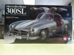 Tamiya 24338 Mercedes-Benz 300SL model kit