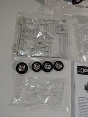 NOB Monogram 85-0882 1:25 Scale 1932 Ford Street Rod Classic Car Model Kit
