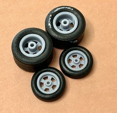 1/24 Scale: 17/15-inch “Torq Thrust D” Wheels W/Drag Slicks; Resin
