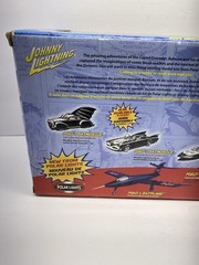 Johnny Lightning Batmobile 1:24 Diecast Prepainted Model Kit DC Comics Batman