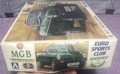 AOSHIMA EURO SPORTS CLUB 1978 MG MGB URETANE BUMPER MODEL 01398
