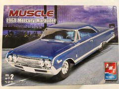 AMT 1964 Mercury Marauder 1:25 Model Car Kit