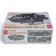 AMT Retro Deluxe DATSUN 280 ZX TURBO MODEL KIT 1:25 SCALE NEW/SEALED