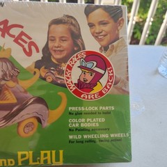 NEW Sealed MPC 1/32 Wacky Races Compact Pussycat Model w/ Penolope Pitstop
