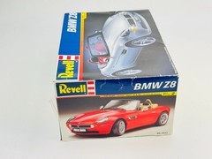 Vintage 2001 Revell BMW Z8 Car Model 7.25″ Long 67 Piece Decals 1:24 Skill 2