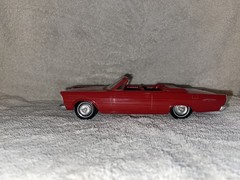 AMT 1965 Ford Galaxie 500 XL convertible 1:25 RED dealer promo 1/25 READ DESC