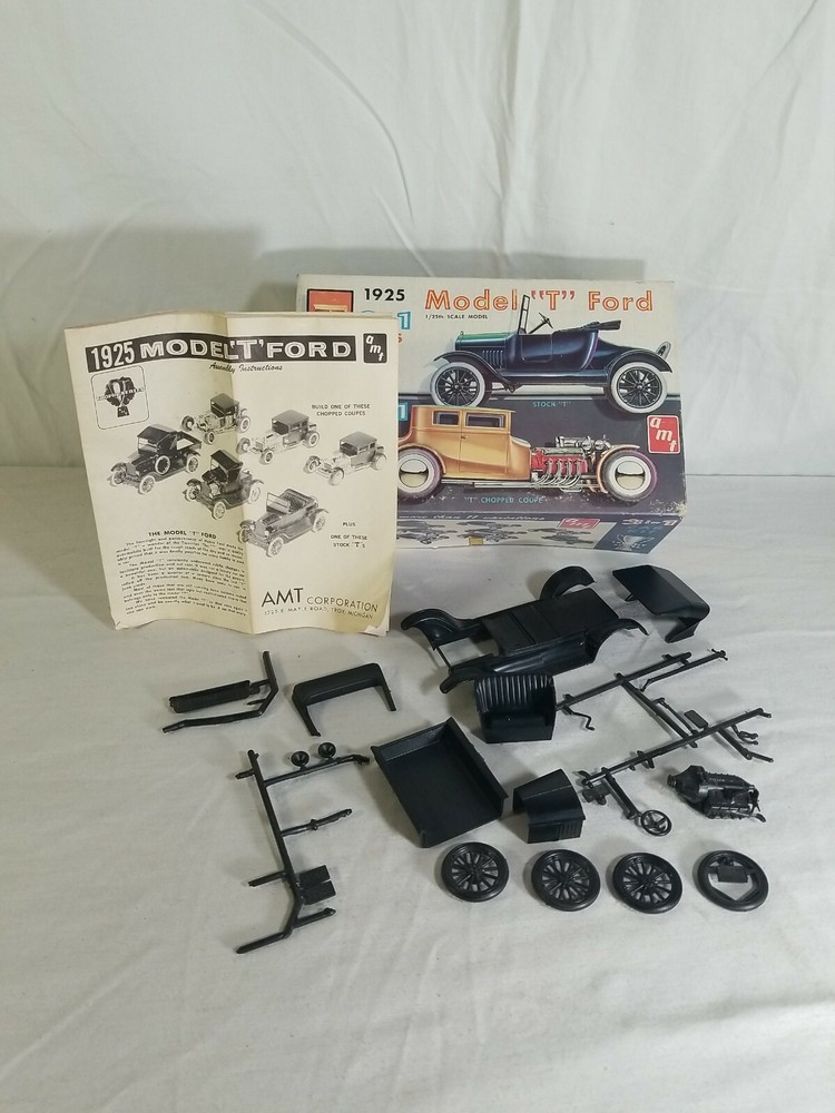 Vintage AMT 1925 Model T Ford Trophy Series Model Kit Junkyard Parts Built