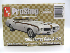 AMT Proshop 1969 Hurst Olds 4-4-2 Plastic Model Kit 1/25 Scale New Old Stock!!!