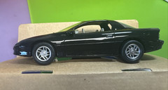 1993 CHEVROLET CAMARO Z/28 IN BLACK AMT ERTL PROMO MODEL 6120 (Black)