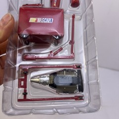 NASCAR Motorworks Tool Kit Item #42301 1:24 Scale Red .