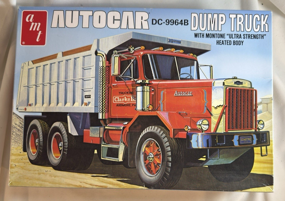 AMT ERTL AutoCar Dump Truck DC 9964B BIG Semi KIT 1/25 – Open Box