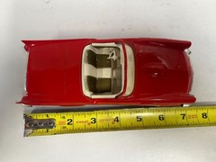 Vintage 1957 AMT 2 DR CONVERTIBLE FORD T-BIRD FRICTION THUNDERBIRD (A8)