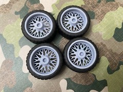 Resin 24-in. “Ignition” Truck wheels with 32 in. offroad tires ,1/24,1/25