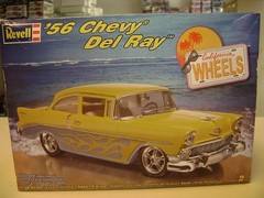Revell 2882 ’56 Chevy Del Ray “California Wheels” 1/25 model kit