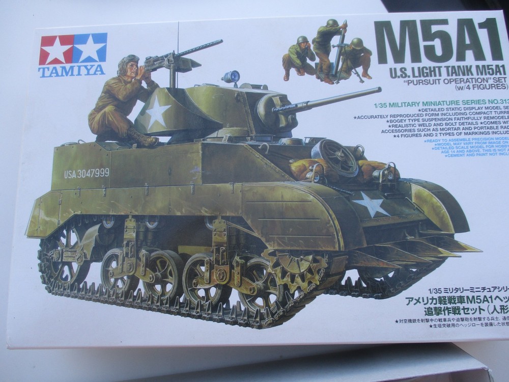 Tamiya US Light Tank M5A1 Pursuit Ops w/4 Figures TAM35313 US WWII TANK