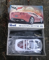 New/Old Stock Revell 2005 Corvette C6 Model Kit, 1:25 Scale