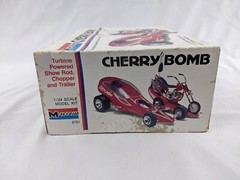 Monogram Cherry Bomb 1/24 Scale Turbine-Powered Show Rod, Chopper and Trailer