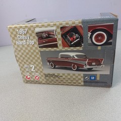 AMT Pro Shop 1957 Chevy Bel Air Hard Top 1/25 Model Pearl Metallic 31978 NEW