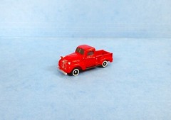 SMC-677 1941 Plymouth Pickup 1/87-HO Scale (Painted & Finished)