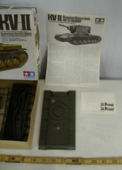 TAMIYA RUSSIAN KV-II WWII HEAVY TANK MODEL KIT 1/35 35063