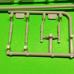 Frame Lifted Off Road 1/25 1971 Ford F-250 Custom 4×4 Pickup Truck Moebius Model
