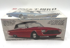 AMT 1966 T-Bird T269 1/25 Model Kit Ford Thunderbird New Sealed Vintage READ