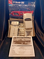 AMT ERTL 1/25 Scale 1957 Chrysler 300C Model Kit – New -Open Box