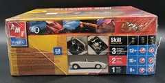 AMT ERTL 1962 Chevy Corvette Silver 50th Anniversary 1:25 Scale Model Kit Sealed