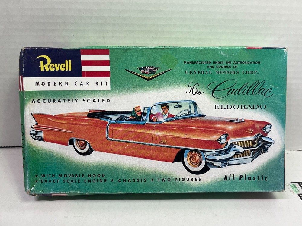 1/32 REVELLE 1956 CADILLAC ELDORADO BIARRITZ CONVERTIBLE UNBUILT MODEL CAR KIT