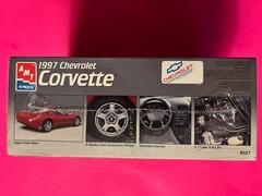 1997 CHEVROLET CORVETTE COUPE MODEL KIT AMT ERTL 1/25 SCALE NEW SEALED LOOK!!
