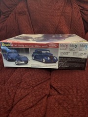 Revell 1937 Ford Convertible with Trailer 1:24 Scale Model Kit – Factory Sealed