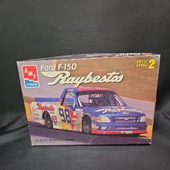 A9DVTG 1996 AMT Ertl #8242 Raybestos Ford F-150 1/25 Model Kit Open, Complete