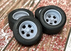 1/24 Scale: 15-inch “Keystone Klassic” Resin Wheels W/ Wide Rear Tires￼