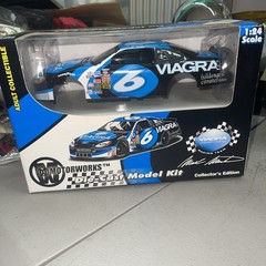 Motorworks 2003 Viagra Mark Martin Racing Team Die Cast Model Kit Nascar 1:24