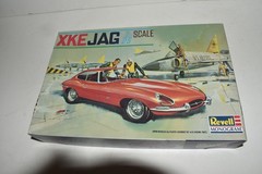 Revell Monogram 1:25 Scale XKE Jaguar #0556 New Open Box Model Kit (JBV15)
