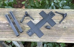 1/24 Two Post Automotive Lift Kit 1:24 Scale Garage Diorama Mechanic Tool Parts