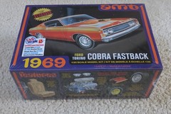 AMT 1969 Ford Torino Cobra Fastback 1/25 Scale Model Kit Retro Delux AMT1217M/12