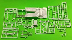 1971 Ford Mustang Mach 1 1/25 Frame Axle Rear End Suspension New Tool Revell