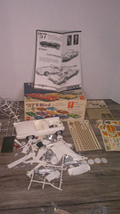 AMT Model car kit ’57 T bird 3 in 1 kit in original box unassembled Z159