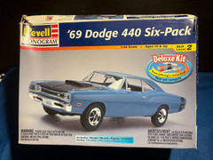 1/24 REVELL 1969 DODGE 440 SIX PACK SUPER BEE BLUE MODEL KIT OPEN READ B8