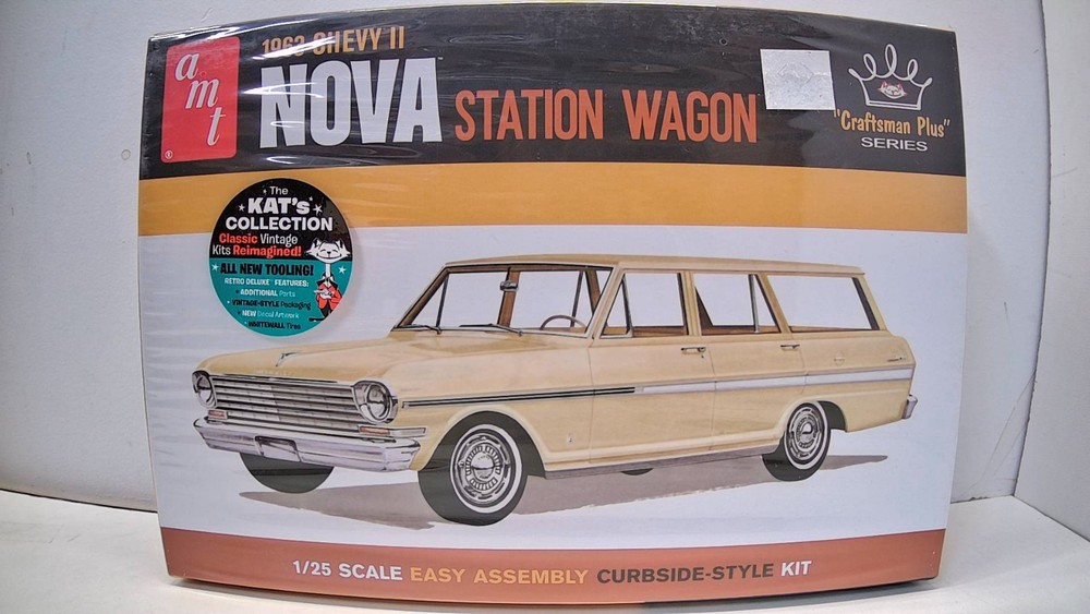 AMT 1/25 1963 Chevy II Nova Station Wagon Craftsman Curbside Kit #1202 -new tool