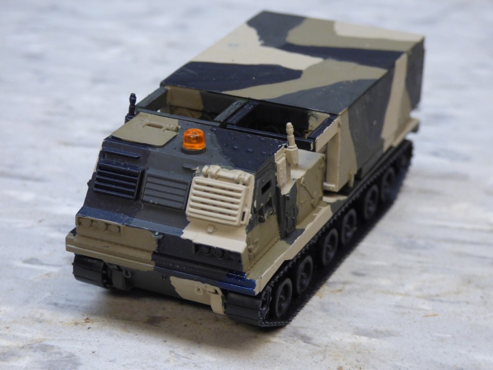 Roco Minitanks 1/87 Painted Modern US M-270 MARS Rocket Launcher Lot#7502B©